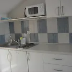 Lägenhet In With Seaview, Balcony, Air Condition, Wifi *