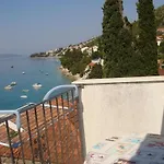 In With Seaview, Balcony, Air Condition, Wifi *