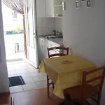 Lägenhet In With Seaview, Balcony, Air Condition, Wifi *